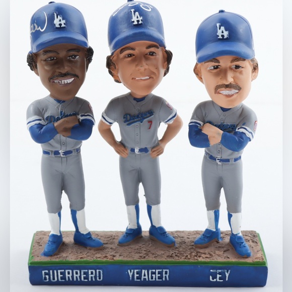 Pedro Guerrero, Ron Cey & Steve Yeager “1981 World Series" Dodgers Figure - Picture 1 of 3